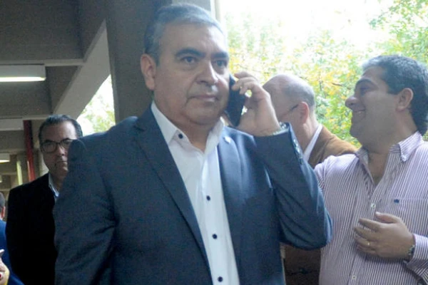 Los opositores evalúan insistir con el Boleto Universitario