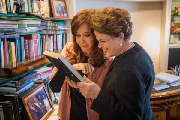 Protestas, insultos y Dilma en los actos de los trabajadores