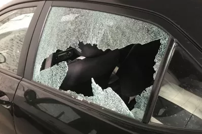 Denuncian nuevos ataques de rompevidrios