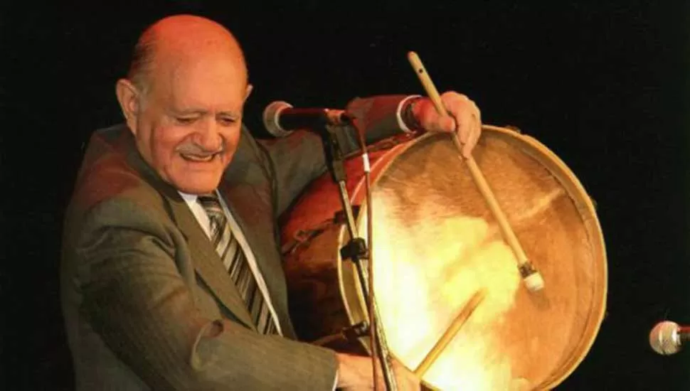 Vitillo Ábalos, el cacique de una tribu de chacareras