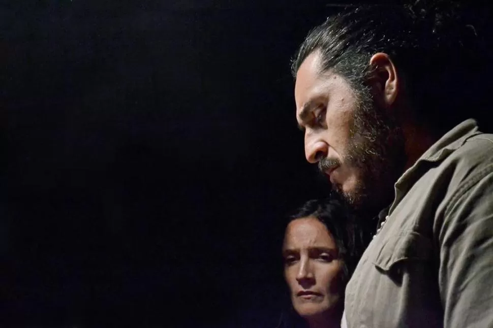 TEMAS UNIVERSALES. César Romero y Verónica Kempf, en “Sequedad”. Prensa