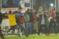 La bronca de los jugadores de Dálmine generó incidentes luego del empate de San Martín