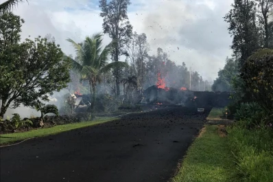 Pánico en Hawaii por sismos y la erupción de un volcán