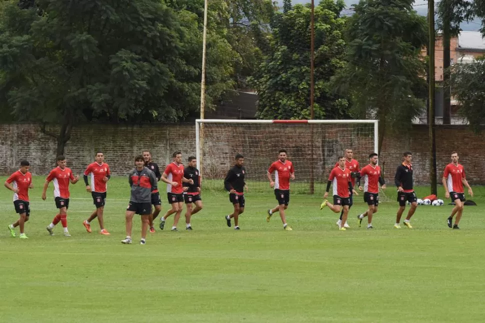 OBJETIVO. San Martín buscará esta tarde el boleto que le permita llegar a las semifinales del torneo. El plantel se preparó intensamente a las órdenes de Forestello. 