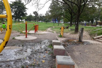 Mal estado de la pista de salud del Guillermina