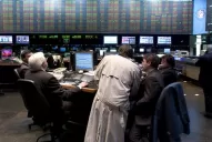 El retorno al FMI no convenció a los mercados y el Merval se hundió un 3,8%
