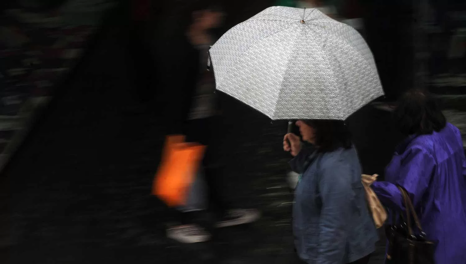 Se pronostican lluvias para todo el jueves. LA GACETA/FOTO DE ANALÍA JARAMILLO