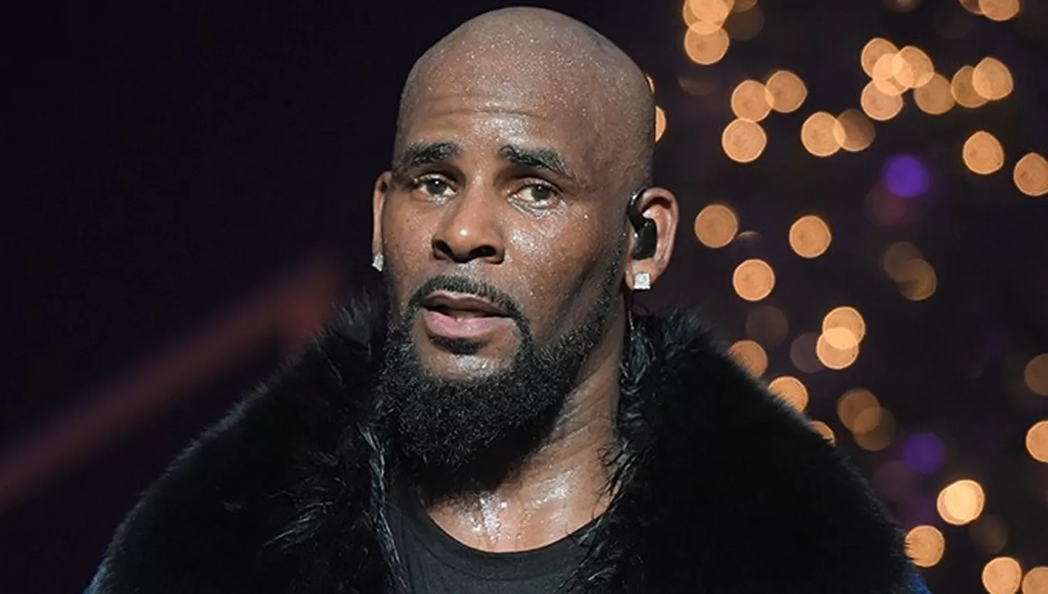 R. KELLY. El músico recibió acusaciones de abuso sexual. FOTO TOMADA DE PITCHFORK.COM