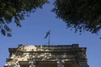 Con los pies en la mina y la mirada en el oro