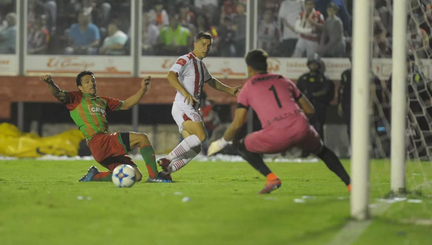 OTRO PASO. El salteño Walter Busse volverá a ser titular en San Martín, que abrirá la serie de semifinales ante Agropecuario, en Carlos Casares. ARCHIVO LA GACETA