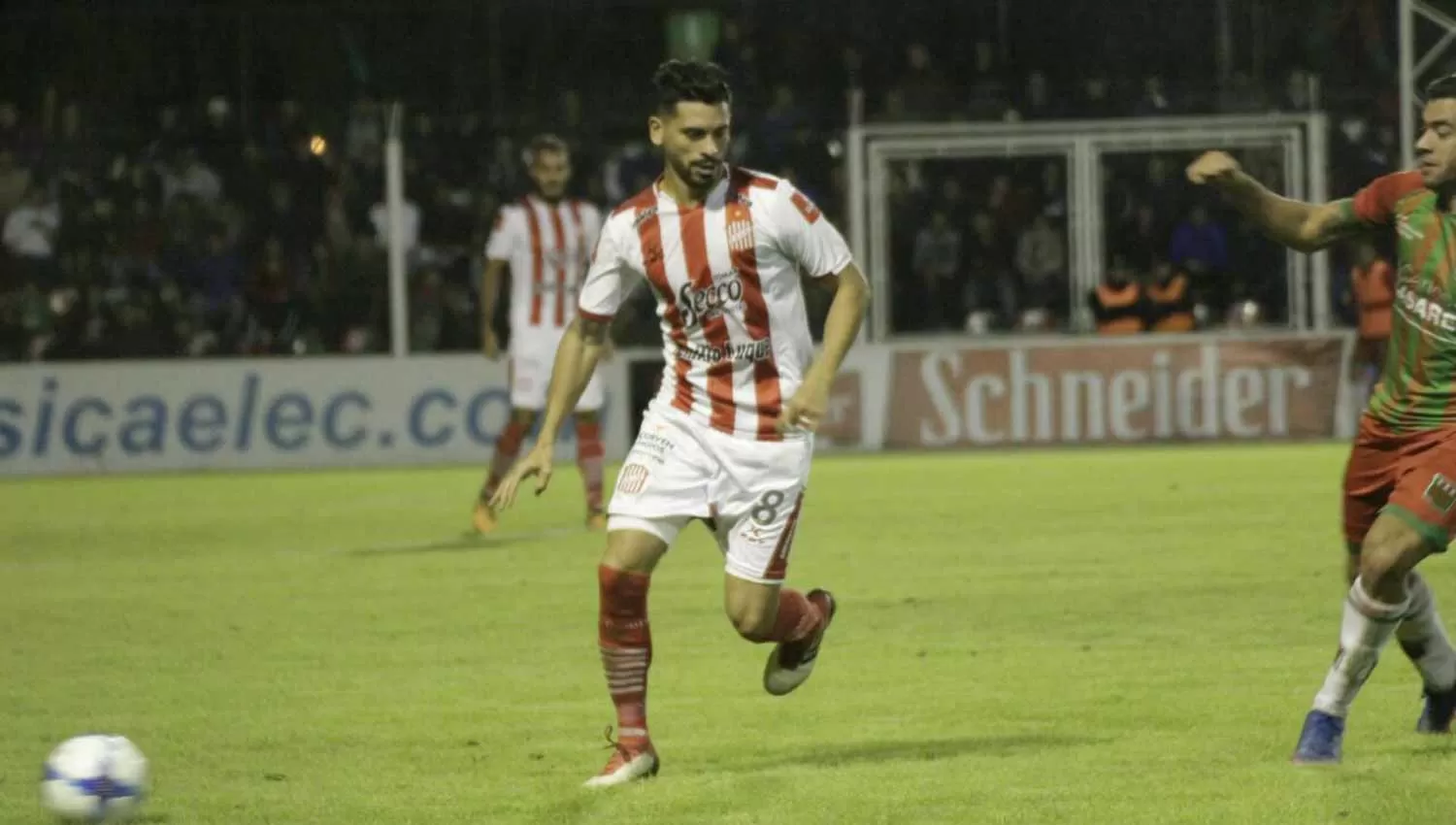 EMPATE. San Martín y Agropecuario no pasaron del 0 a 0. (FOTO DE SAN MARTÍN OFICIAL / ALEJANDRO CRUZ)