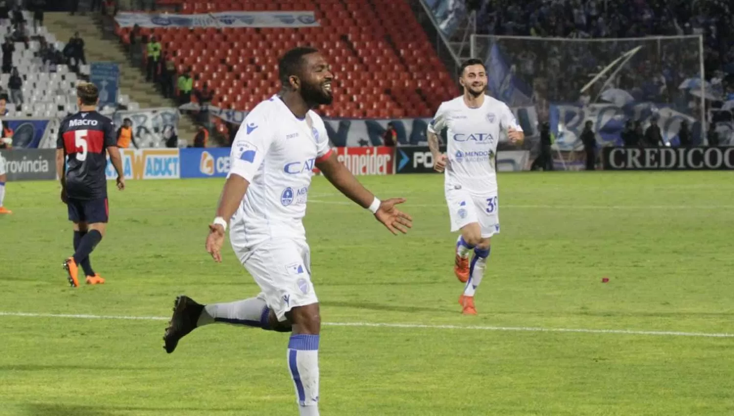 MERECIDO TRIUNFO. García anotó para Godoy Cruz, que resultó subcampeón. (TNT SPORTS)