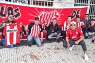 Hinchas de San Martín siguieron al equipo hasta Carlos Casares
