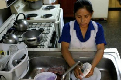 La AFIP advirtió a 650.000 contribuyentes para que regularicen personal doméstico