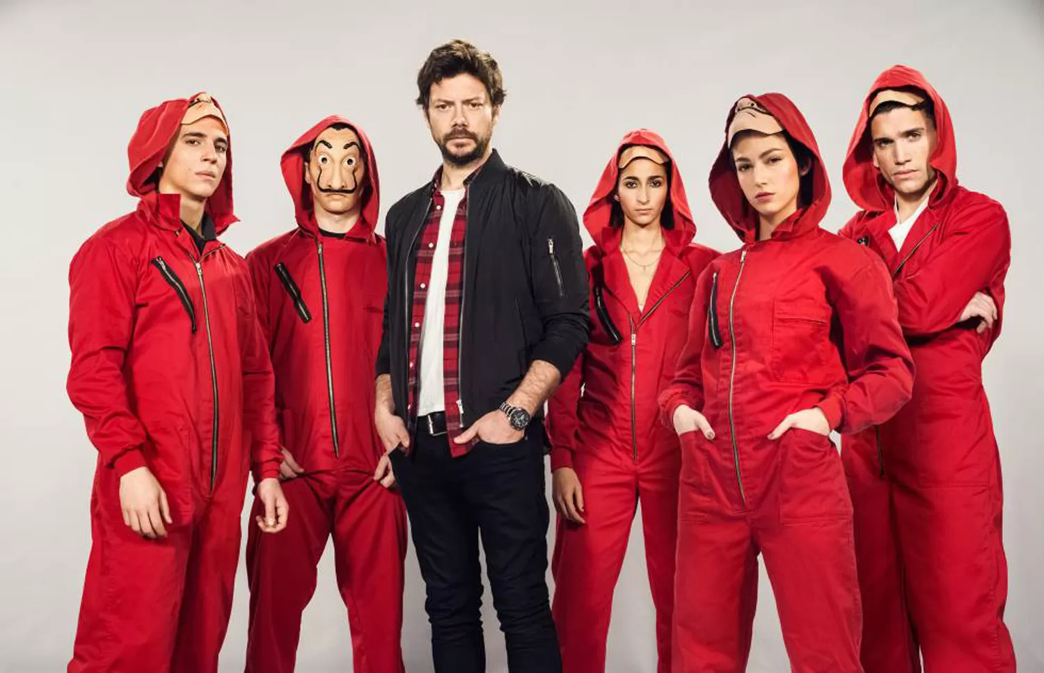 BOOM. Los personajes de La Casa de Papel. FOTO EL PAÍS.