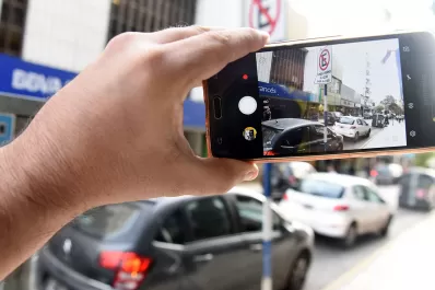 Modificaron los números para denunciar infracciones de tránsito por Whatsapp