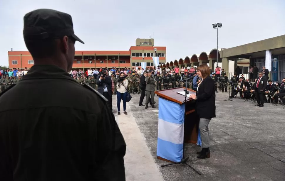 CON TONO FIRME. La ministra Patricia Bullrich agradeció al Gobierno por haber logrado que Gendarmería tenga un centro de capacitación en la provincia. la gaceta / fotos de Osvaldo Ripoll