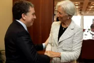 Facilitar despidos y subir Ganancias: la receta sugerida por el FMI en 2017