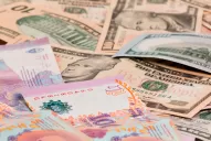 El dólar por debajo de los $ 25: qué conviene hacer con los ahorros si estás o no bancarizado