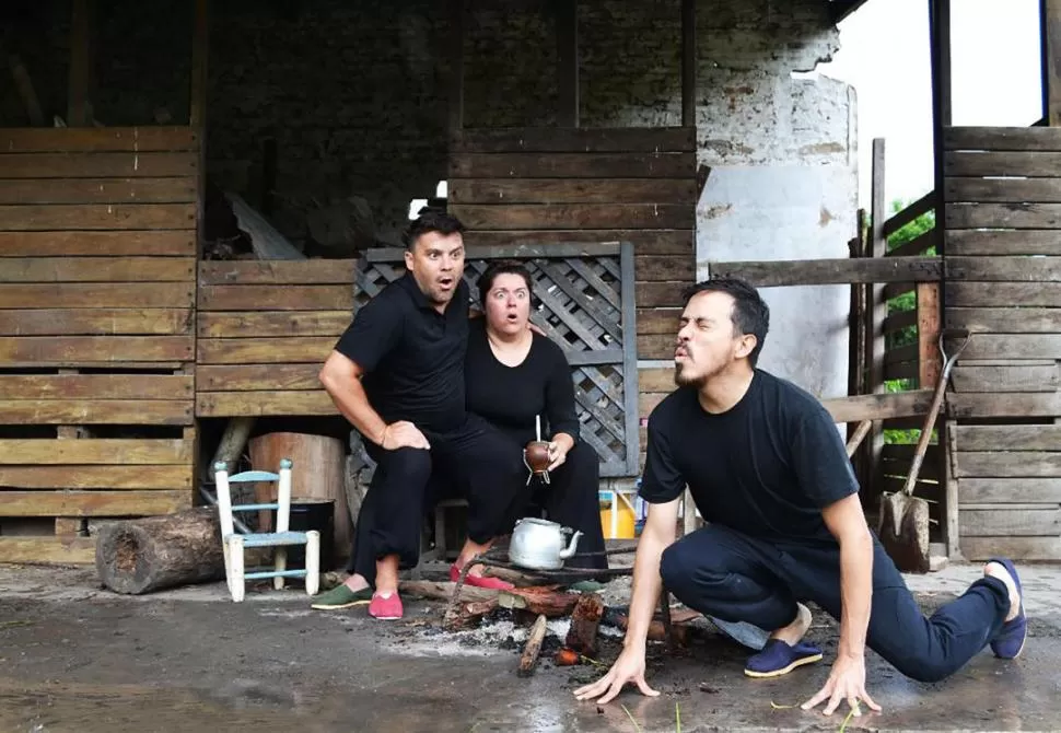 BUENAS PROPUESTAS. “Érase una vez... el lobizón”llegó desde Formosa y se recogió numerosos elogios. Fiesta Nacional de Teatro.-