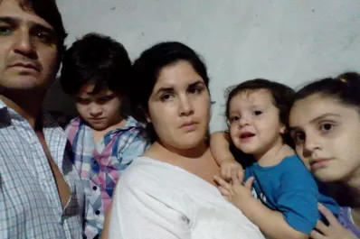 Tuvo un accidente, quedó sordo de un oído y con una pierna más corta, y pide ayuda al Gobierno para mantener a su familia