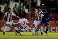 Atlético sufrió, pero logró el histórico pase a octavos de final de la Libertadores
