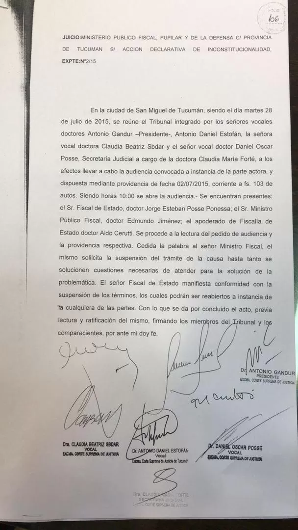 EL ACTA. Facsímil del instrumento público que contiene el acuerdo concebido entre el Ministerio Público Fiscal y la Fiscalía de Estado el 28 de julio de 2018.    