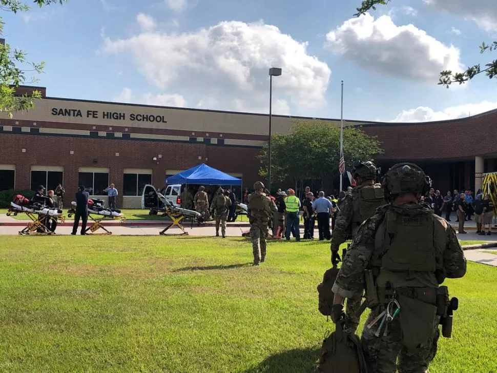 EXIGENCIA. Los sobrevivientes la masacre de Parkland reclaman un estricto control de la venta de armas.  Reuters