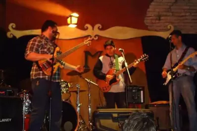 Espectáculos musicales y un festival de teatro para tu agenda de hoy