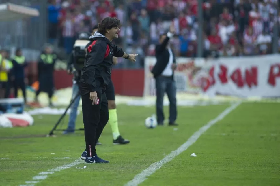 FELIZ. Forestello está “chocho” con el nivel de su equipo: “te enorgulle lo que hacen estos jugadores”, señaló el entrenador. la gaceta / FOTO DE JORGE OLMOS SGROSSO