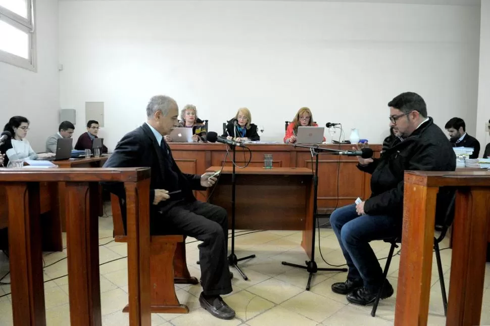 TESTIGOS, FRENTE A FRENTE. Lezana, a la izquierda; Jugo, a la derecha.  la gaceta / foto de franco vera 