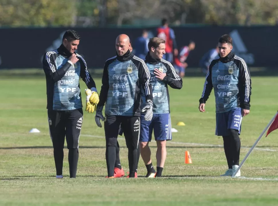 ROMERO. Afuera a un mes del Mundial. 