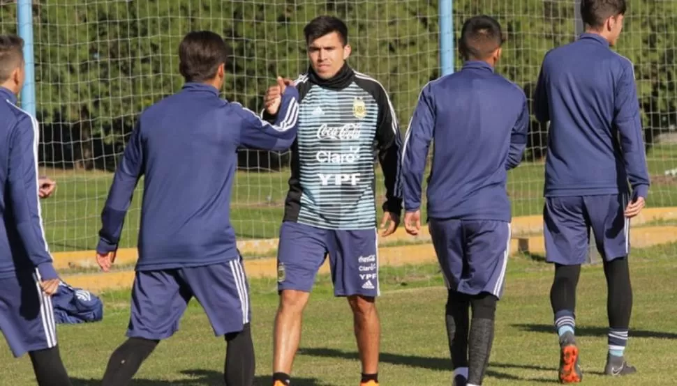 FUERTE CARGA EMOCIONAL. Acuña ya se integró al plantel. prensa afa