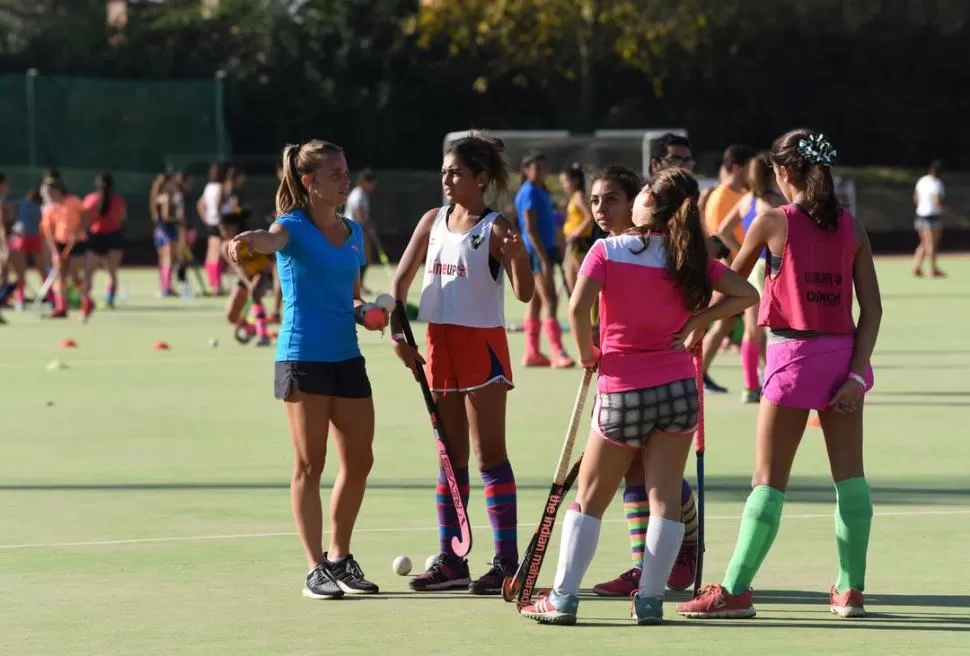 PARTICIPACIÓN. Más de 400 chicos y jóvenes practicaron con la “leona”. la gaceta / Foto de José Nuno