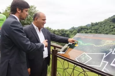 Pese al bloqueo, Manzur viajará hoy a Brasil