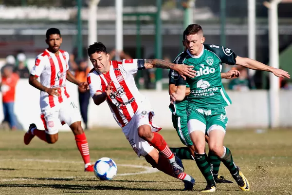 Sarmiento se quedó con la primera final y San Martín buscará la gloria en La Ciudadela