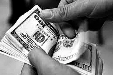 El dólar se afirmó sobre los $ 25 por el feriado en EE.UU.