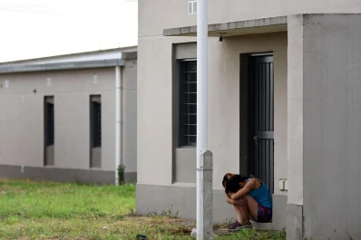 Empresas paralizan las obras de viviendas sociales en Tucumán