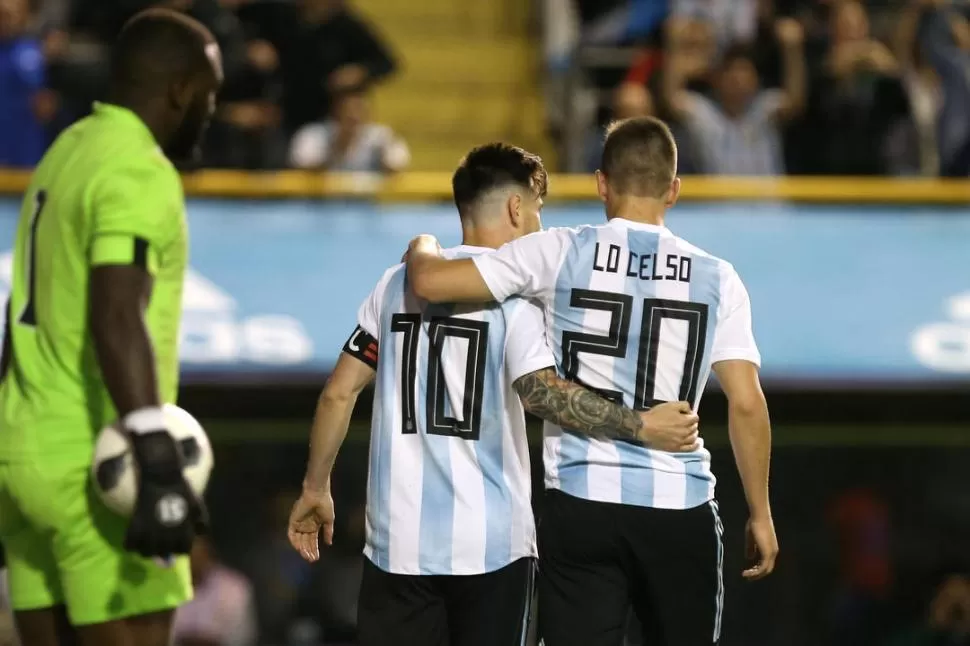 NO ESTÁ SOLO. Messi puede encontrar en Lo Celso el socio que lo ayude a llevar las riendas del juego de la Selección. reuters