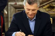 Antes de viajar a Salta, Macri dejó firmado el veto que anula la ley anti-tarifazos