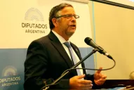 Más allá de todos los dilemas morales, el aborto existe, dijo el ministro de Salud de la Nación