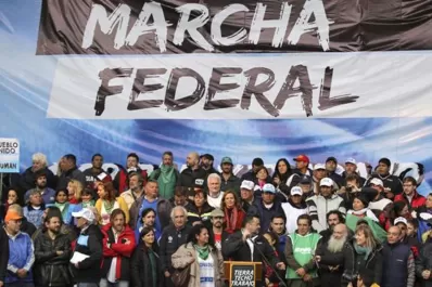 La Marcha Federal concluyó con un nuevo pedido para que la CGT convoque a un paro general