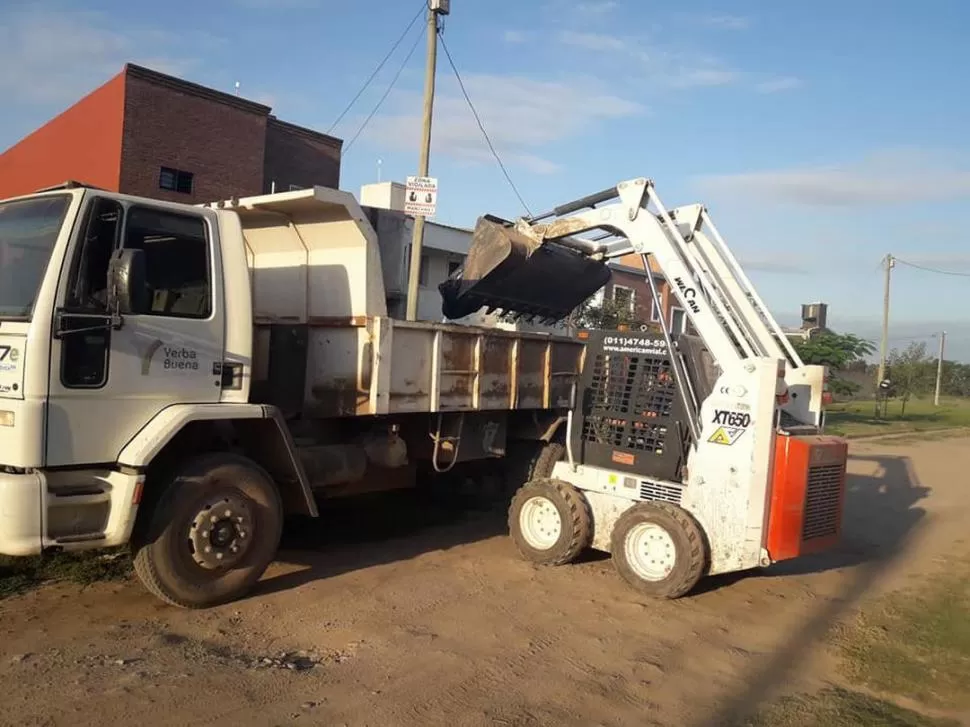 POR ADMINISTRACIÓN. La Intendencia estatizará el servicio de residuos. twitter @muniyerbabuena