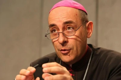 Un hombre del riñón del Papa remplaza a Aguer