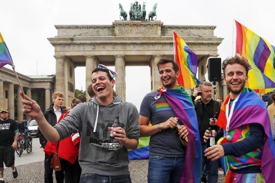 Alemania pide perdón a los homosexuales por los crímenes del nazismo