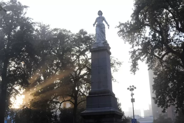 El frío obligará a salir abrigados este domingo