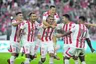 Así asciende un grande como San Martín