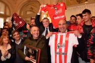 Jugadores, cuerpo técnico y dirigentes de San Martín fueron recibidos por Manzur