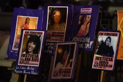 #NiUnaMenos: “dejen de matarnos”, fue el grito en la plaza
