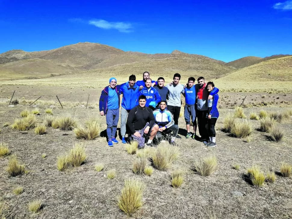 POSTAL. El equipo argentino se preparó en Tafí del Valle durante varias semanas. 